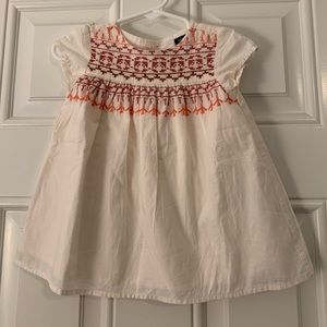 ✔️SOLD✔️Baby Gap boho embroidered tunic dress 3-6m